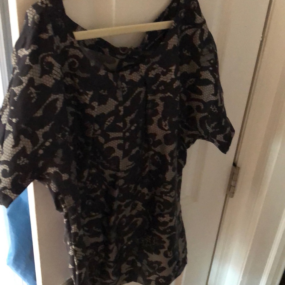 Banana republic short sleeve blouse size S
